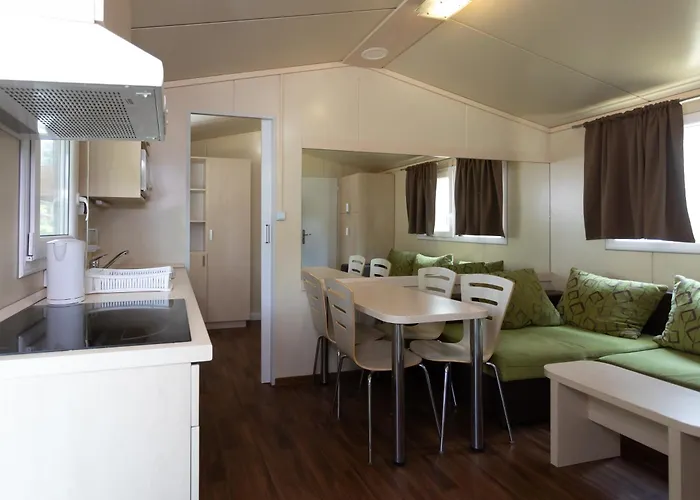 Mirabella Camping